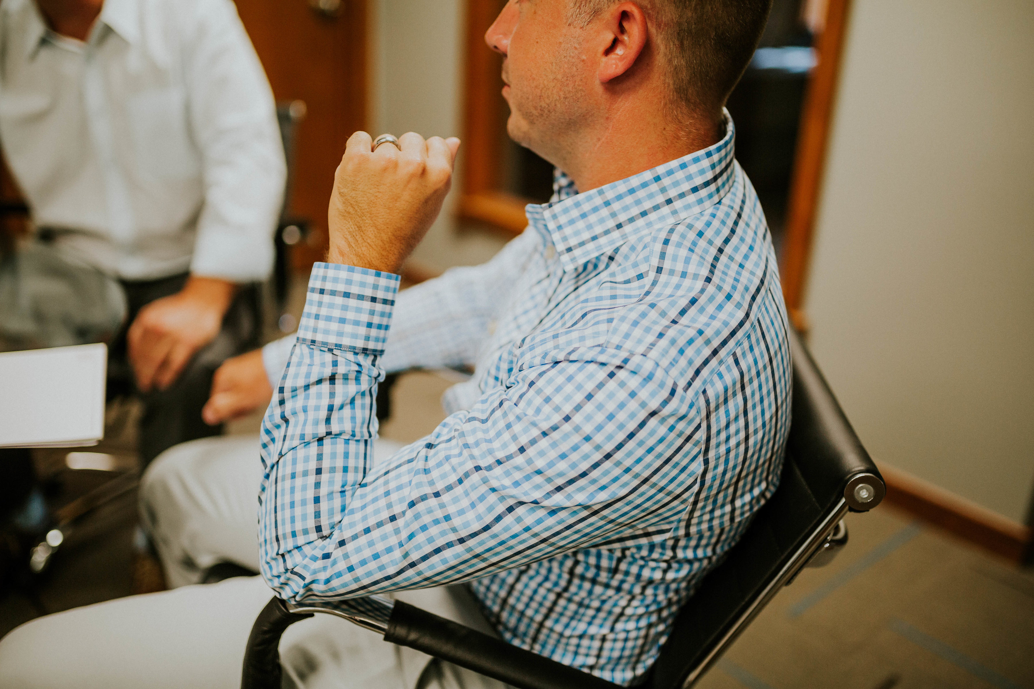 How Leaders Can Empathize, Communicate, & Build Confidence With Their Teams